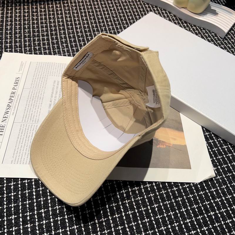 Balenciaga cap (116)